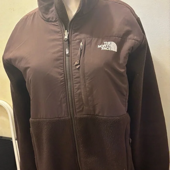 The North Face Dark Brown Fleece Jacket - Picture 4 of 13